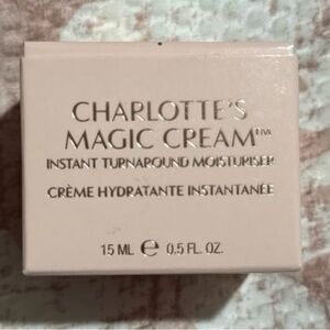 Charlotte Tilbury Magic Cream Moisturizer in Soft Pink Box